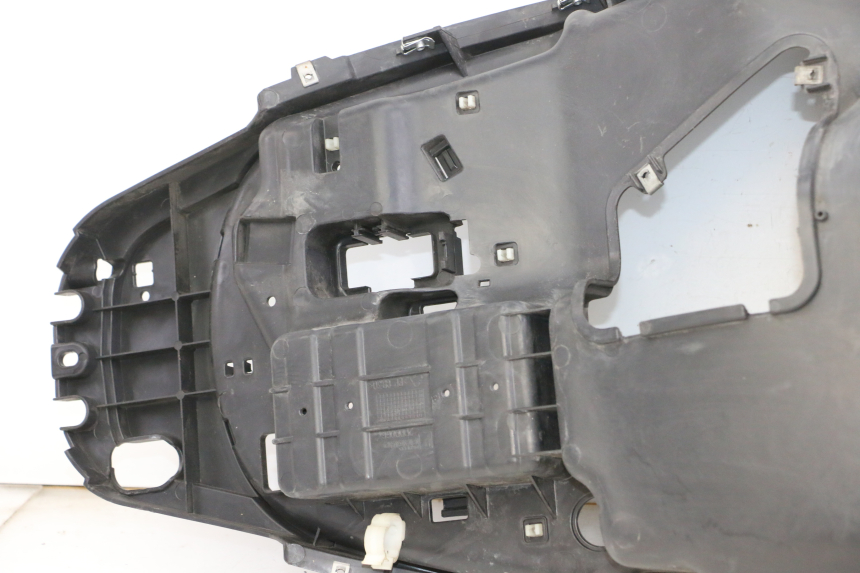 photo de HELMFACH PIAGGIO MP3 500 (2014 - 2016)