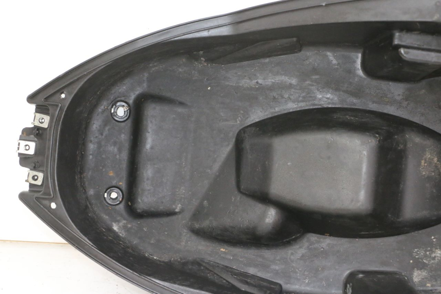 photo de SITZBANKABDECKUNG PEUGEOT CITYSTAR 50 (2013 - 2017)