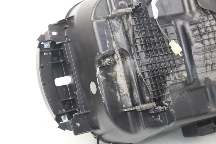 photo de HELMFACH PEUGEOT SATELIS 300 (2012 - 2015)