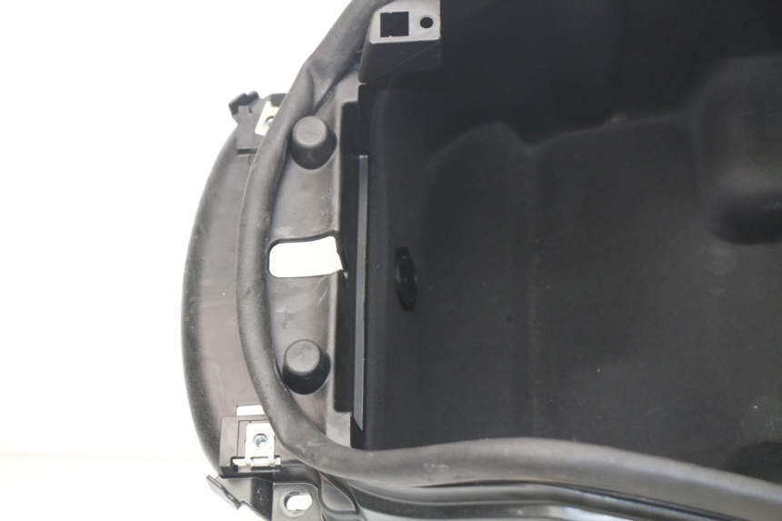 photo de HELMFACH PEUGEOT SATELIS 125 (2010 - 2012)