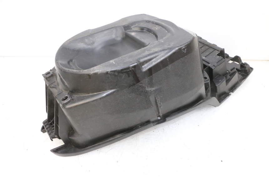 photo de HELMFACH PEUGEOT SPEEDFIGHT 4 4T EFI 50 (2021 - 2025) - Zoom auf Gebrauchszustand