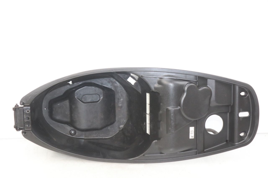 photo de SITZBANKABDECKUNG PEUGEOT TWEET 4T 50 (2018 - 2020)