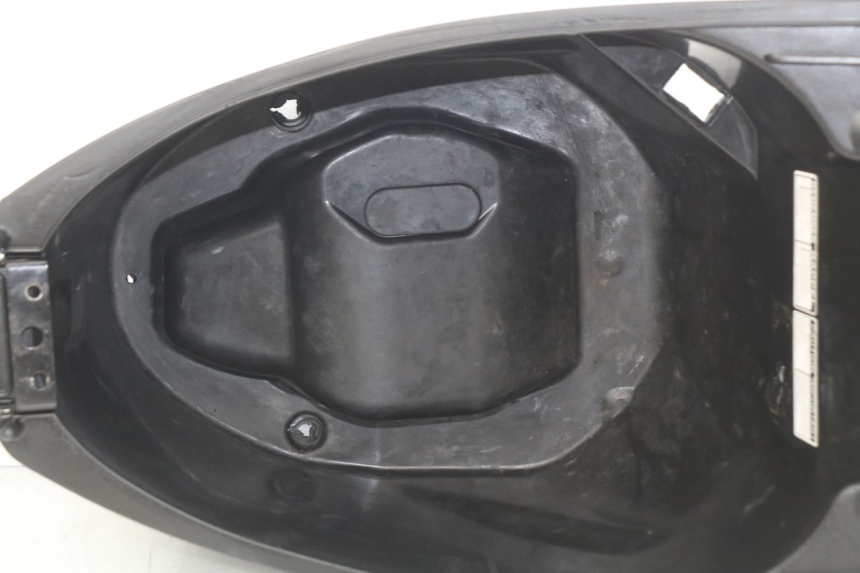 photo de SITZBANKABDECKUNG PEUGEOT TWEET 4T 50 (2018 - 2020)