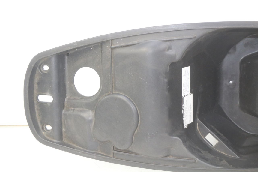 photo de SITZBANKABDECKUNG PEUGEOT TWEET 4T 50 (2010 - 2014)