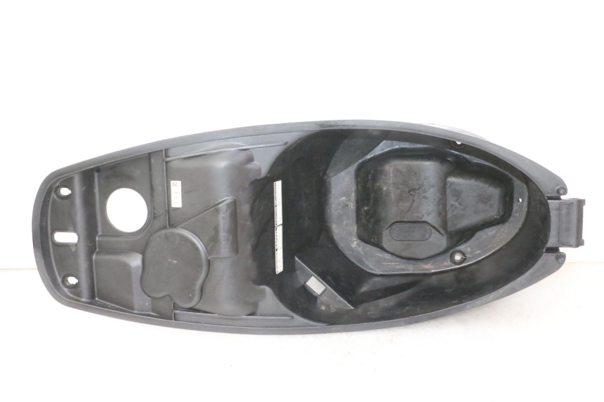 photo de SITZBANKABDECKUNG PEUGEOT TWEET 4T 50 (2018 - 2020)