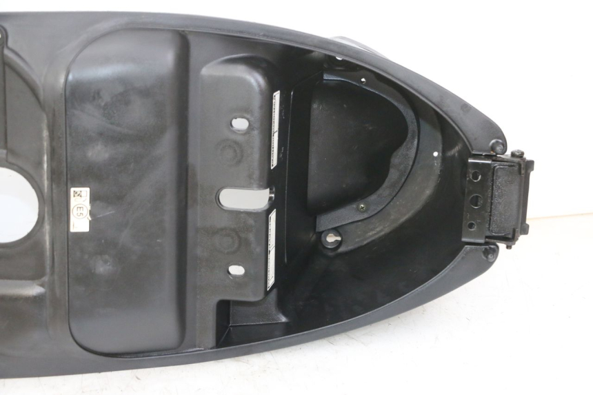 photo de HELMFACH PEUGEOT TWEET PRO CARGO 50 (2018 - 2020) - Gesamtansicht des Produkts