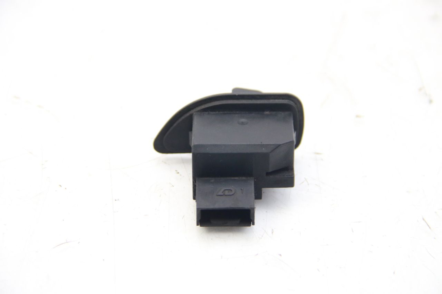 photo de BLINKERHEBEL PIAGGIO BEVERLY 125 (2010 - 2015)