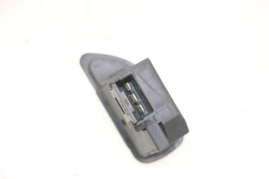 photo de BLINKER SCHALTER PIAGGIO IE MP3 YOURBAN 300 (2011 - 2016)