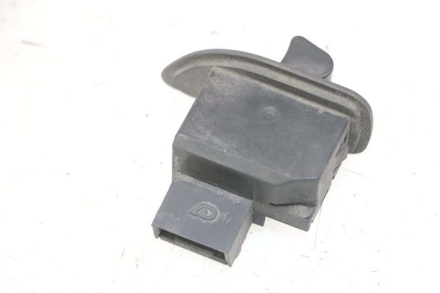 photo de BLINKER SCHALTER PIAGGIO MP3 LT 300 (2010 - 2016)
