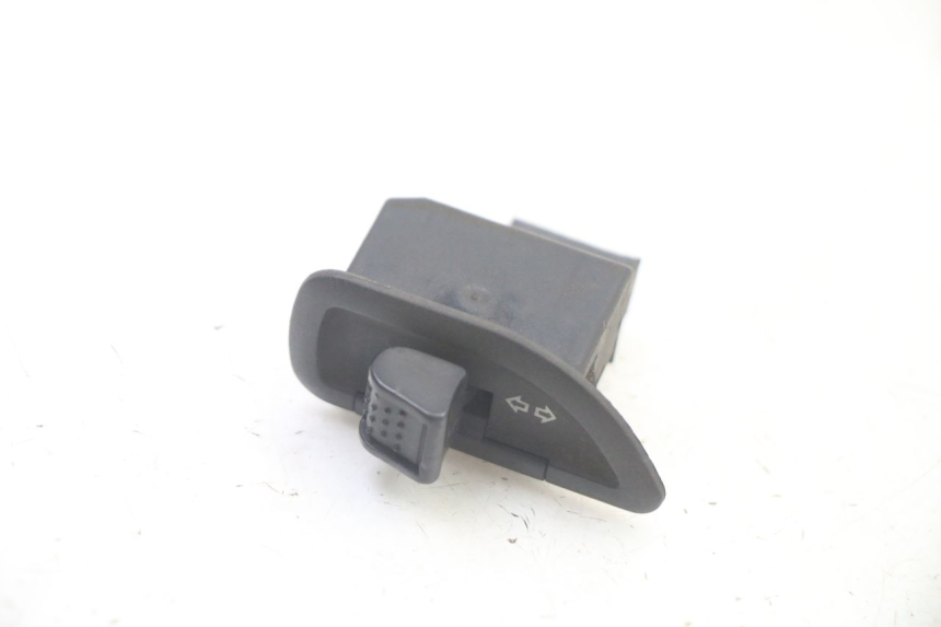 photo de BLINKER SCHALTER PIAGGIO MP3 500 (2011 - 2015)