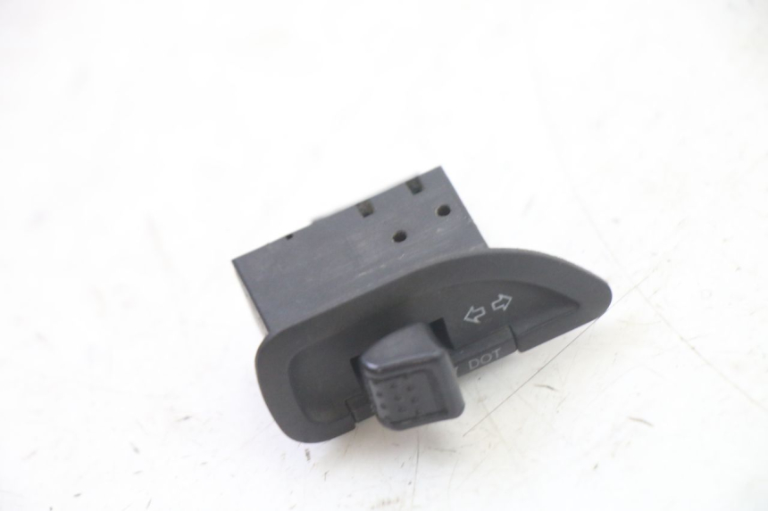 photo de BLINKER SCHALTER PIAGGIO NRG POWER PUREJET 50 (2018 - 2021)