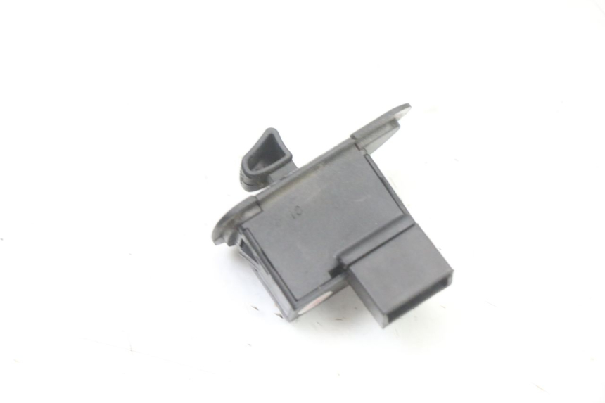 photo de BLINKER SCHALTER PIAGGIO NRG POWER PUREJET 50 (2018 - 2021)