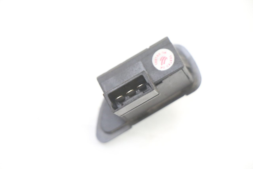photo de BLINKER SCHALTER PIAGGIO NRG POWER PUREJET 50 (2018 - 2021)