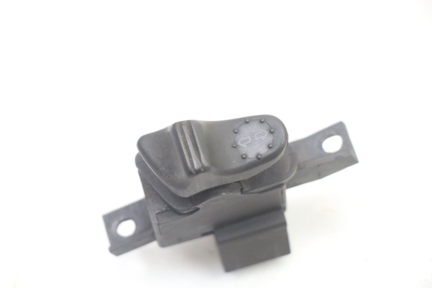 photo de BLINKERHEBEL PIAGGIO VESPA GRANTURISMO 125 (2003 - 2007)