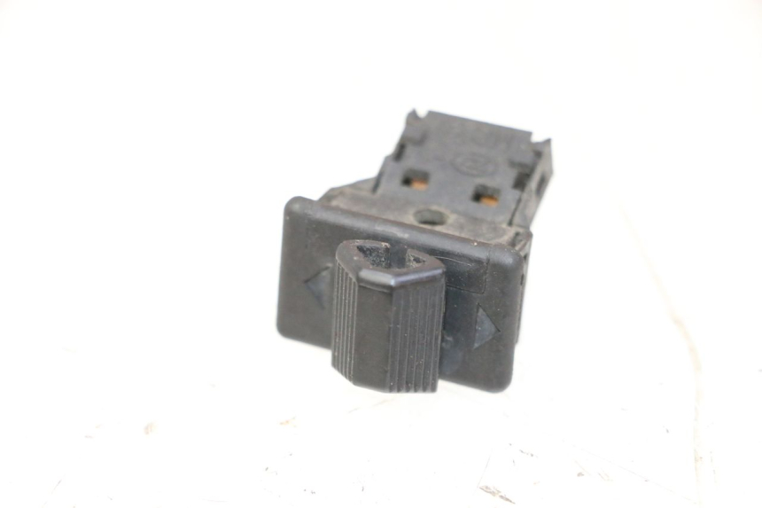 photo de BLINKER SCHALTER PEUGEOT SPEEDAKE 50 (1995 - 1997)