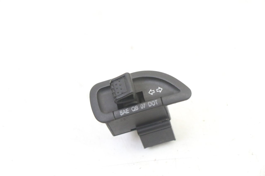 photo de BLINKER SCHALTER APRILIA SR 2T 50 (2018 - 2022)