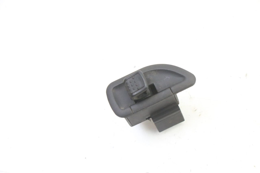 photo de BLINKER SCHALTER PIAGGIO SUPER LX 125 (2000 - 2003)