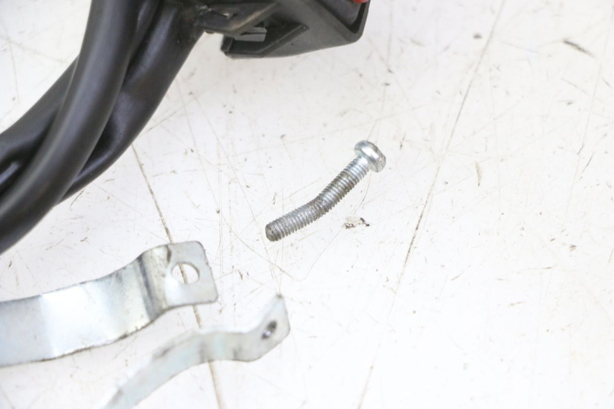 photo de SCHALTER ON OFF YAMAHA YZ 125 (1998 - 2005)