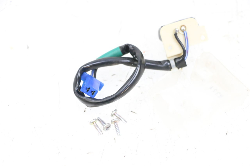 photo de STARTER SCHALTER MBK FLAME X 125 (2007 - 2016) - Zoom auf Gebrauchszustand