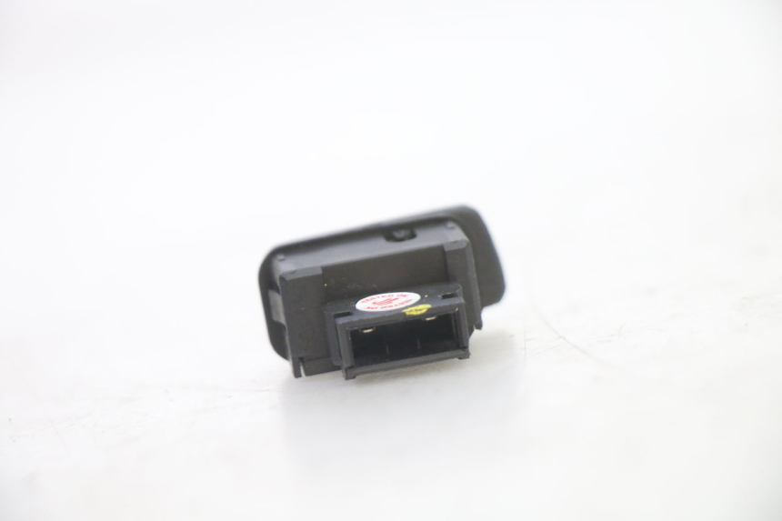 photo de STARTER SCHALTER PIAGGIO MP3 HPE 310 (2024 - 2025)