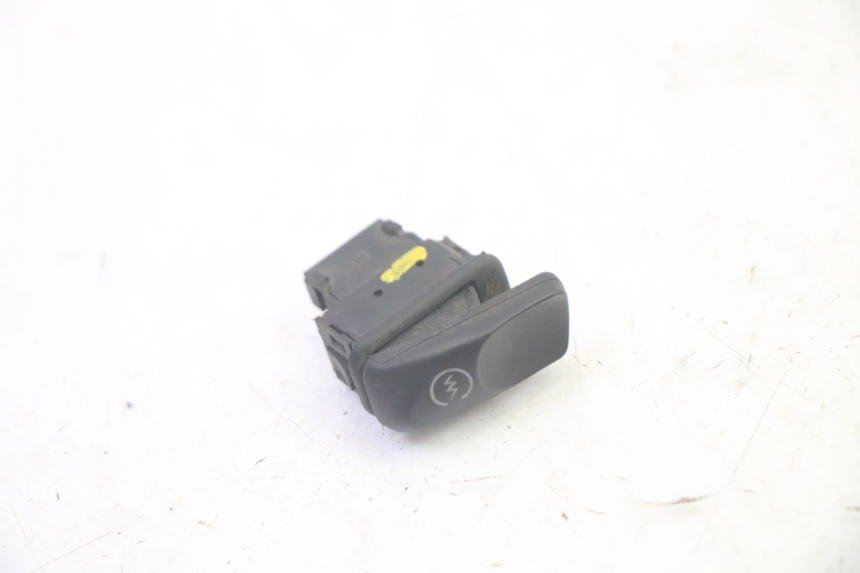 photo de STARTER SCHALTER PIAGGIO MP3 500 (2016 - 2018) - Hauptansicht