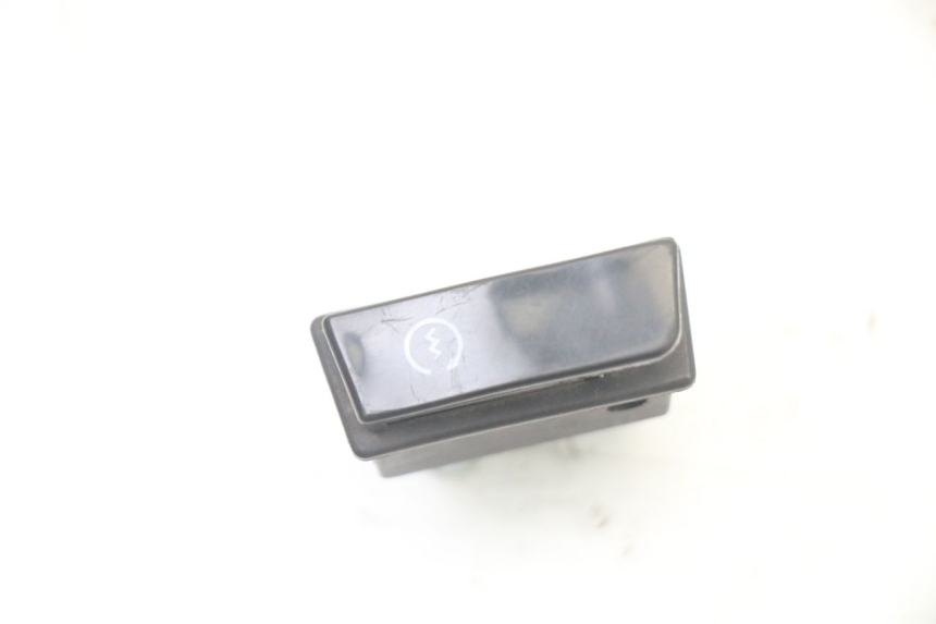 photo de STARTER SCHALTER JM MOTORS OLDIES GT 4T 50 (2018 - 2025)