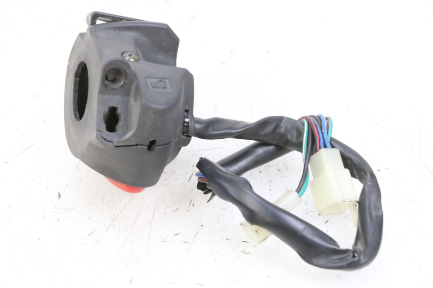 photo de RECHTS SCHALTER ADIVA AD3 300 (2014 - 2020)