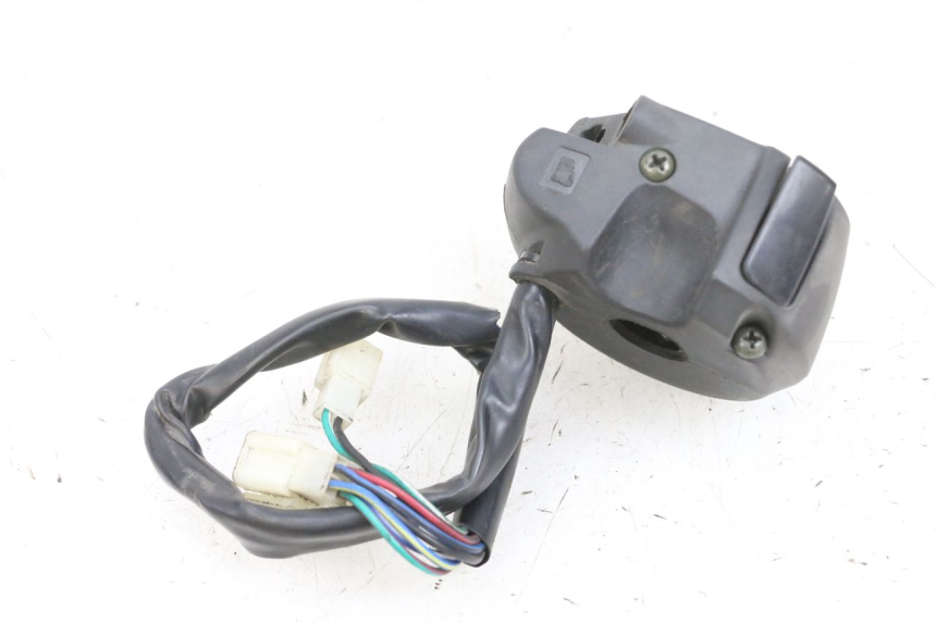 photo de RECHTS SCHALTER ADIVA AD3 300 (2014 - 2020)