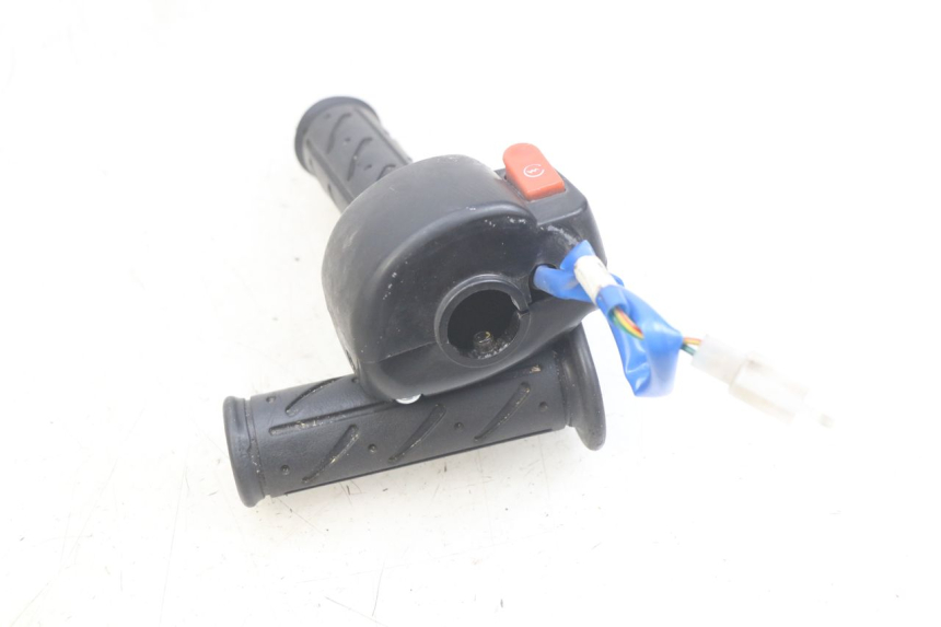 photo de RECHTER LENKERHEBEL KYMCO AGILITY 4T 50 (2018 - 2022)