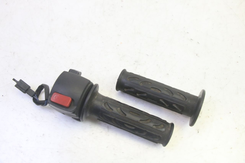 photo de RECHTER LENKERHEBEL MBK BOOSTER SPIRIT 50 (2004 - 2017) - Hauptansicht