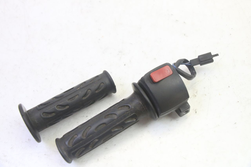 photo de RECHTER LENKERHEBEL MBK BOOSTER SPIRIT 50 (2004 - 2017) - Alternative Perspektive