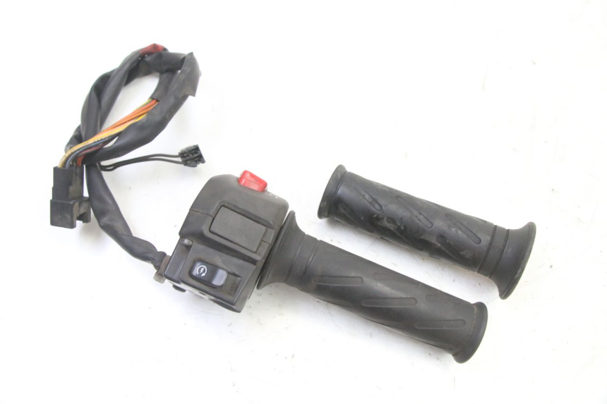 photo de RECHTER LENKERHEBEL SUZUKI BURGMAN 125 (2007 - 2014)
