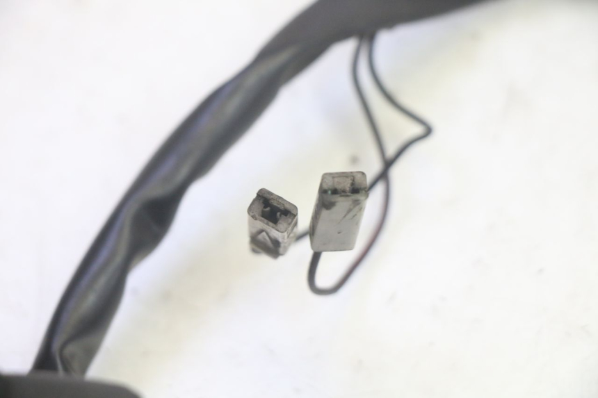 photo de RECHTS SCHALTER SUZUKI BURGMAN EXECUTIVE ABS 650 (2006 - 2012) - Details der Befestigungspunkte