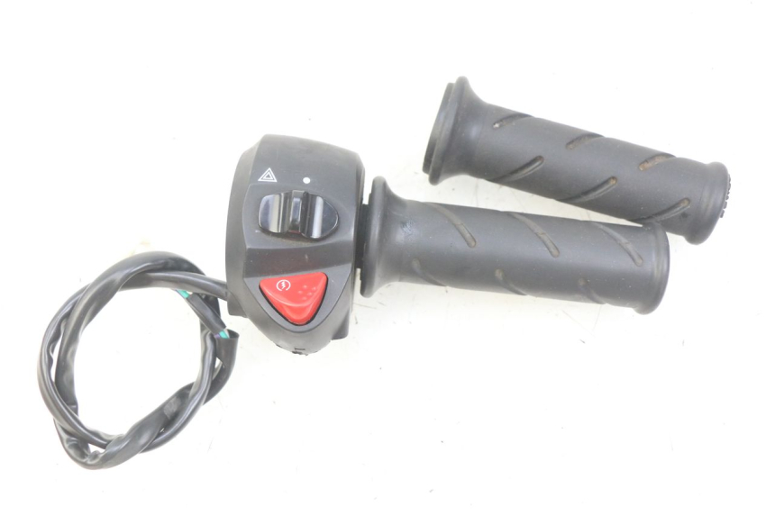 photo de RECHTER LENKERHEBEL PEUGEOT CITYSTAR 2T 50 (2018 - 2021)