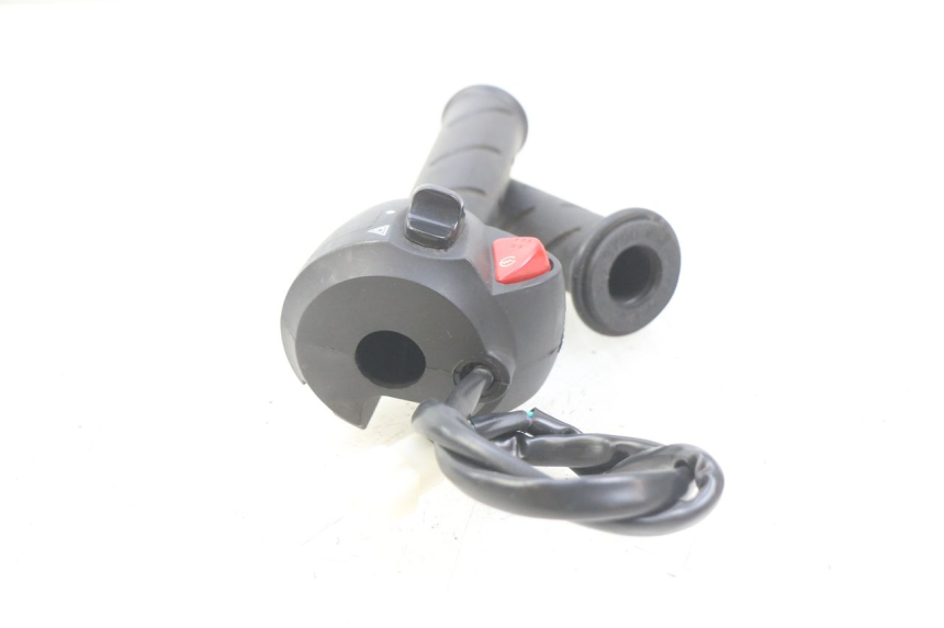 photo de RECHTER LENKERHEBEL PEUGEOT CITYSTAR 2T 50 (2018 - 2021)