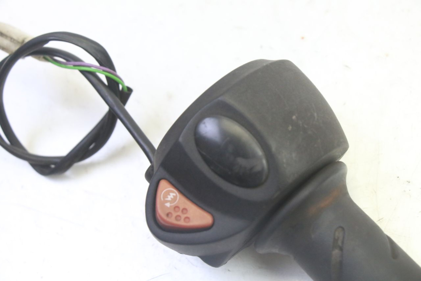 photo de RECHTER LENKERHEBEL PEUGEOT CITYSTAR 50 (2013 - 2017)