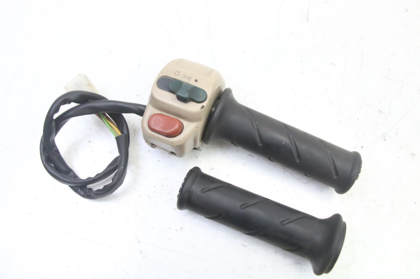 photo de RECHTER LENKERHEBEL PEUGEOT ELYSEO 125 (1999 - 2004)