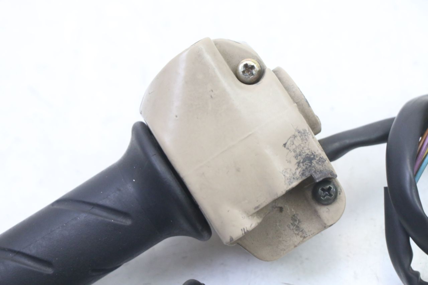 photo de RECHTER LENKERHEBEL PEUGEOT ELYSEO 125 (1999 - 2004)
