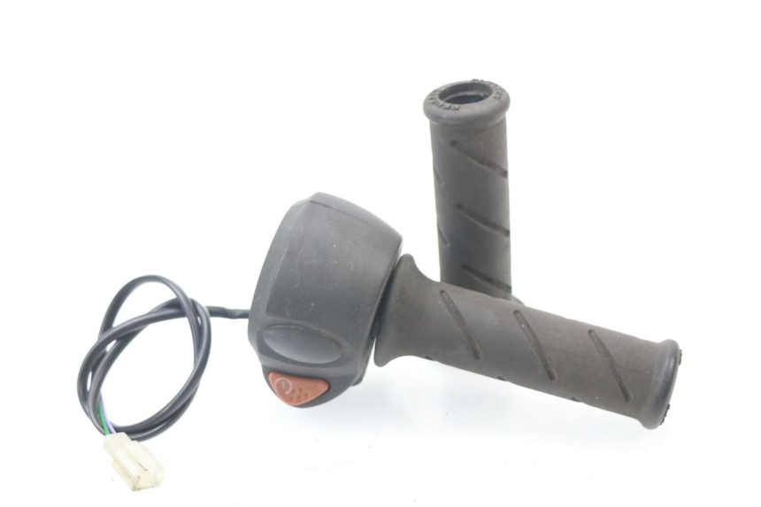 photo de RECHTER LENKERHEBEL PEUGEOT ELYSTAR 50 (2002 - 2014)