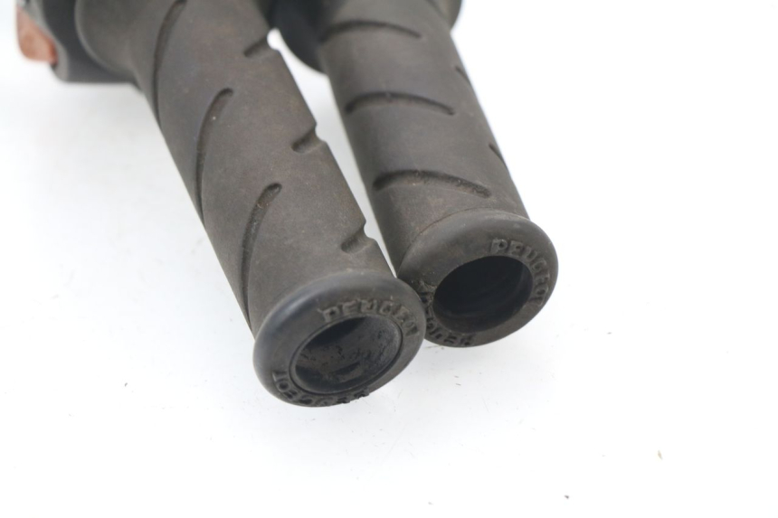 photo de RECHTER LENKERHEBEL PEUGEOT ELYSTAR 50 (2002 - 2014)