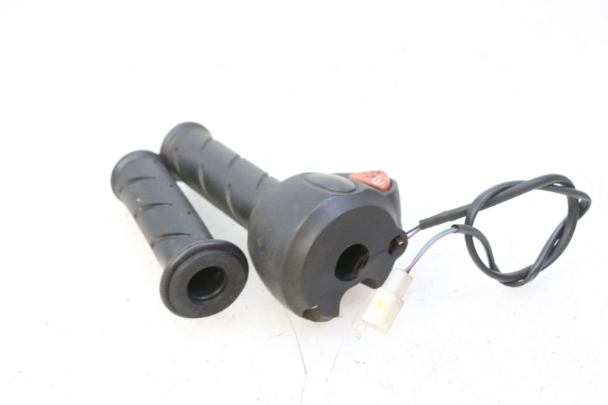 photo de RECHTER LENKERHEBEL PEUGEOT ELYSTAR 50 (2002 - 2014)