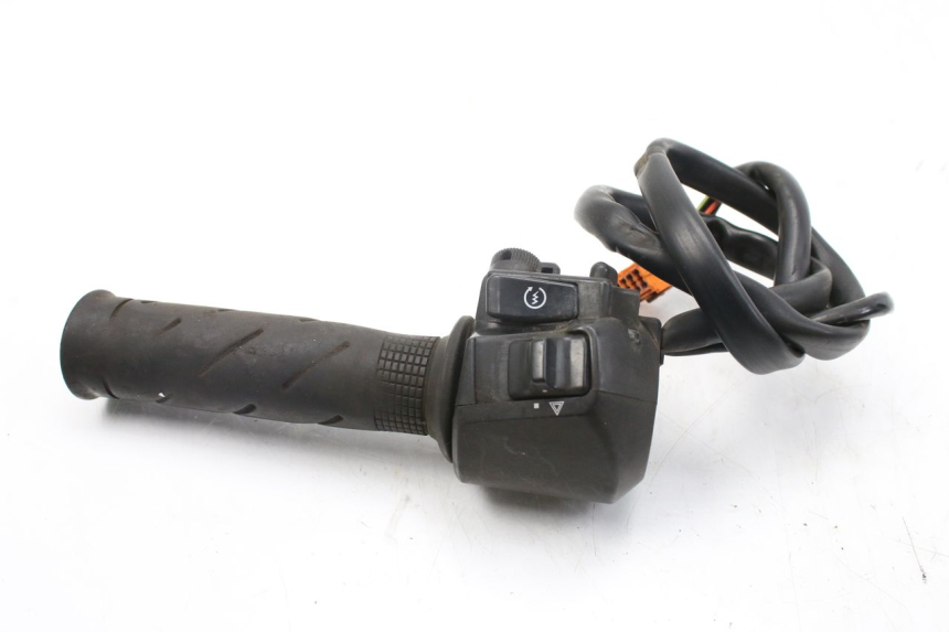 photo de RECHTER LENKERHEBEL HONDA FES S-WING SWING ABS 125 (2007 - 2015)