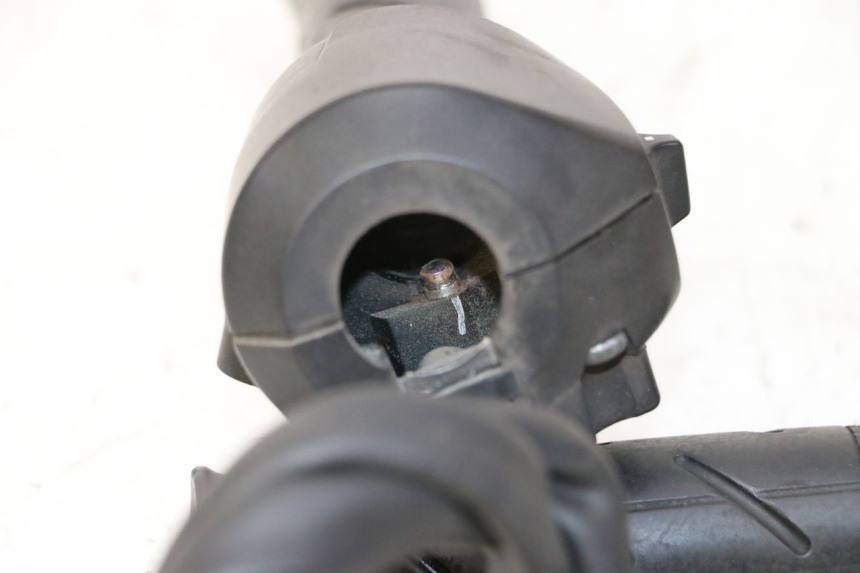 photo de RECHTER LENKERHEBEL HONDA FES S-WING SWING ABS 125 (2007 - 2015)