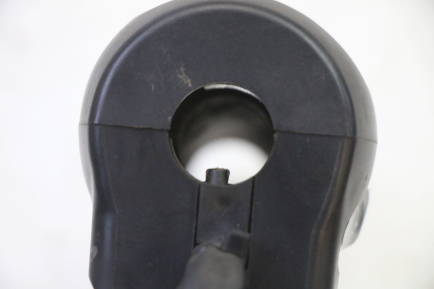 photo de RECHTS SCHALTER YAMAHA FZ6 FAZER S2 600 (2007 - 2011)