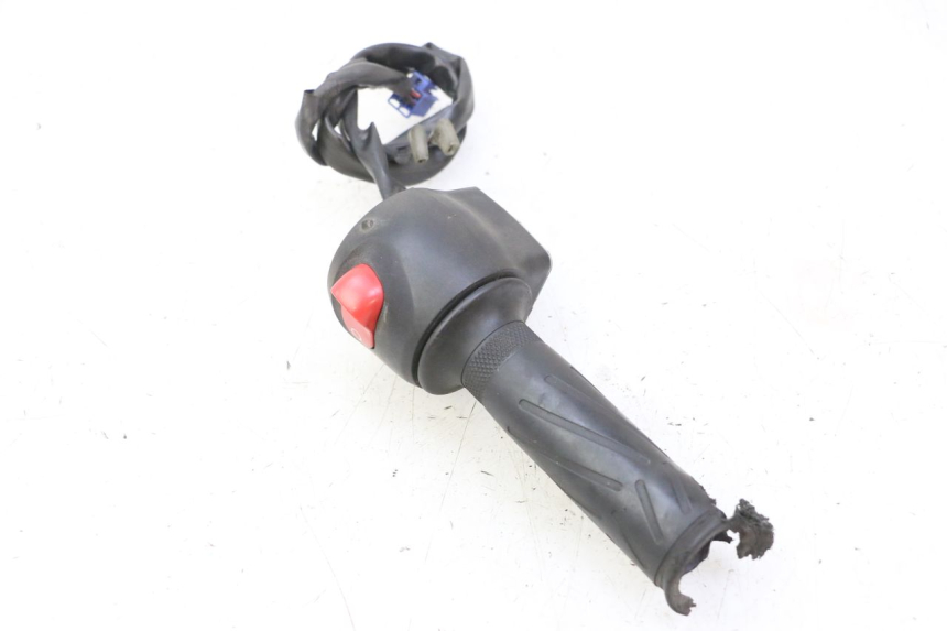 photo de RECHTS SCHALTER YAMAHA FZ6 N FAZER 600 (2004 - 2006)