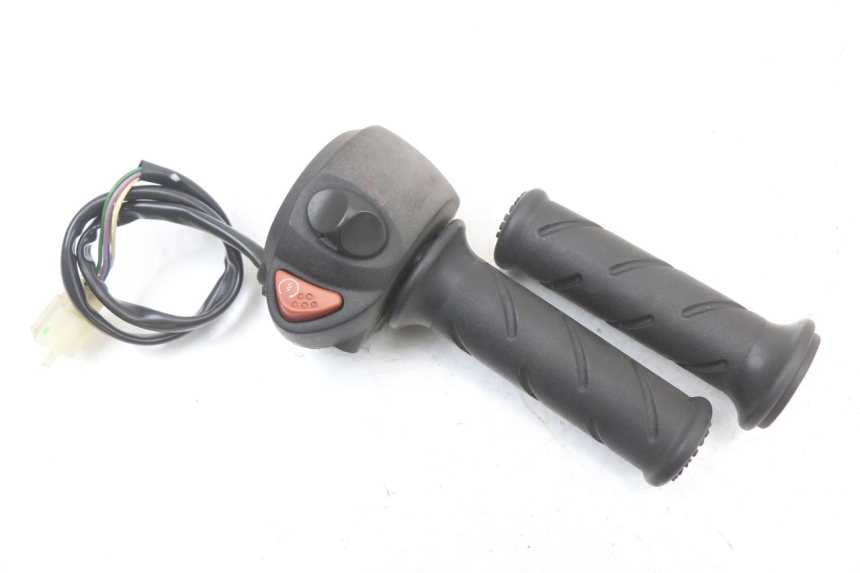photo de RECHTS SCHALTER PEUGEOT GEOPOLIS RS 125 (2007 - 2009)