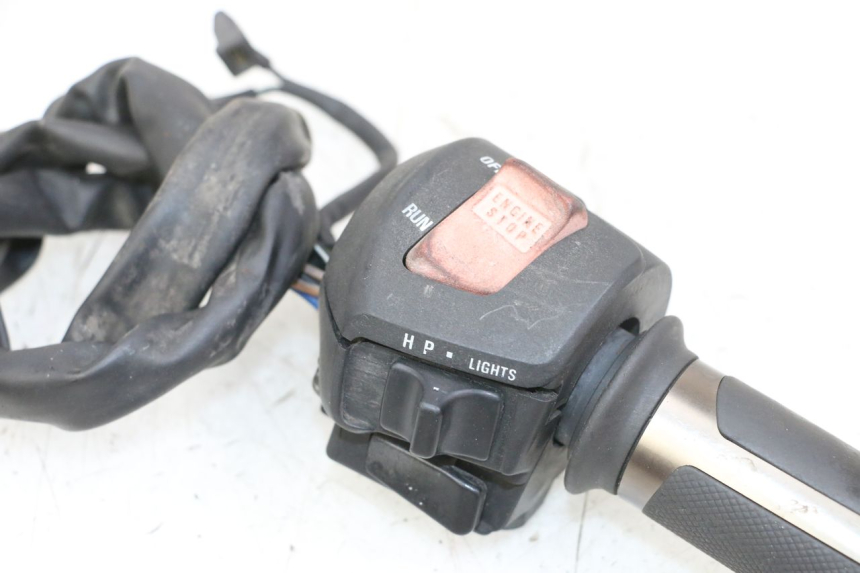 photo de RECHTS SCHALTER HONDA CBR F 1000 (1993 - 1996)