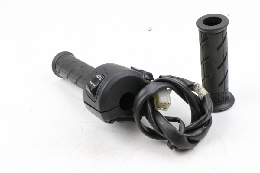 photo de RECHTS SCHALTER HONDA PCX (JF28) 125 (2009 - 2011)