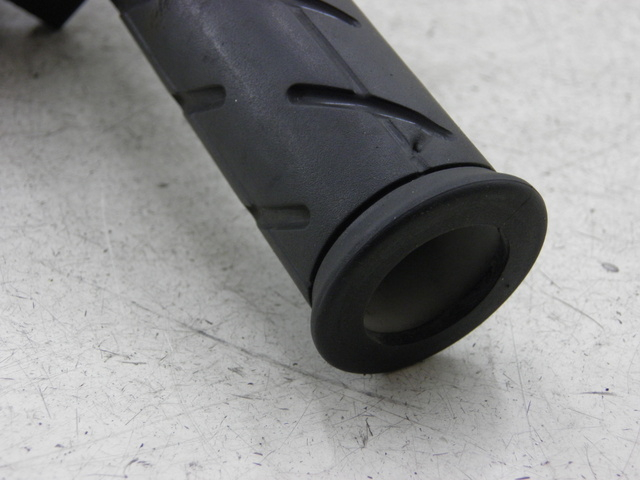 photo de RECHTS SCHALTER HONDA PCX (JF57/JF64) 125 (2014 - 2018)