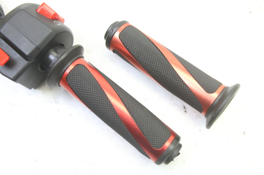 photo de RECHTS SCHALTER KIDEN KD125-G 125 (2018 - 2022)